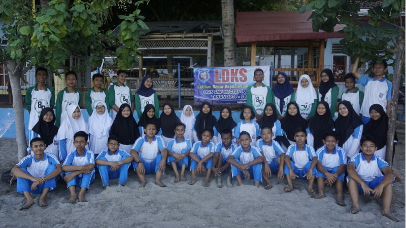 Latihan Dasar Kepemimpinan Siswa